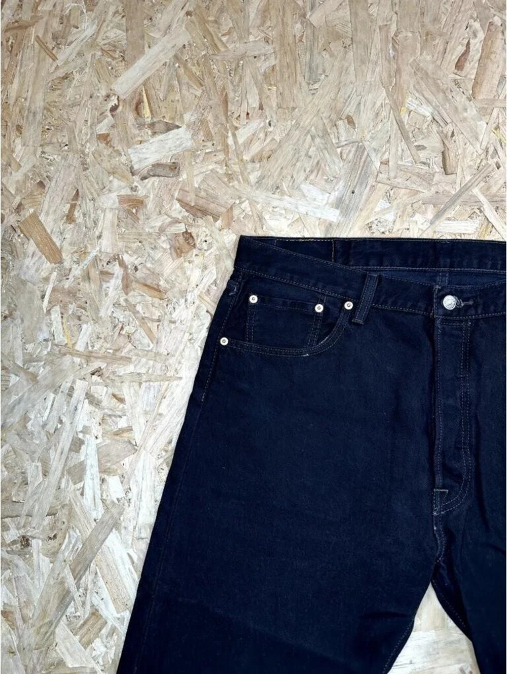 Levis 501 Original Fit Jeans Mens 38x29 Dark Wash Indigo Blue Denim Button Fly